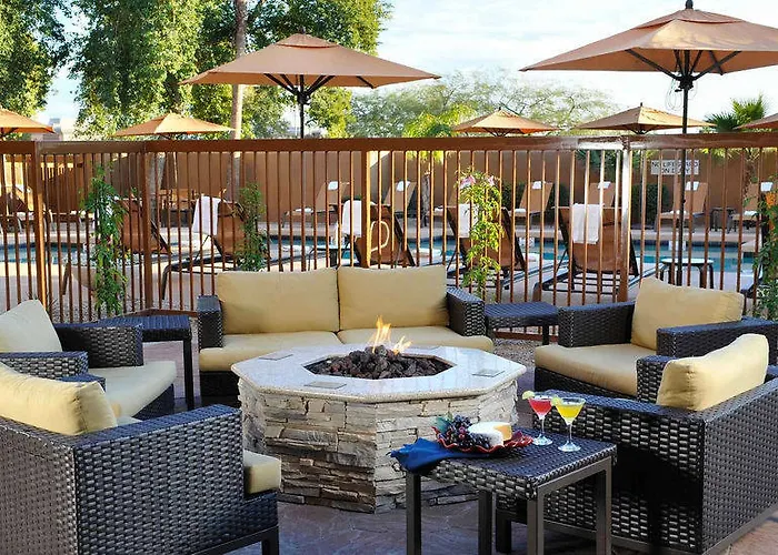 Hotel Courtyard North Scottsdale