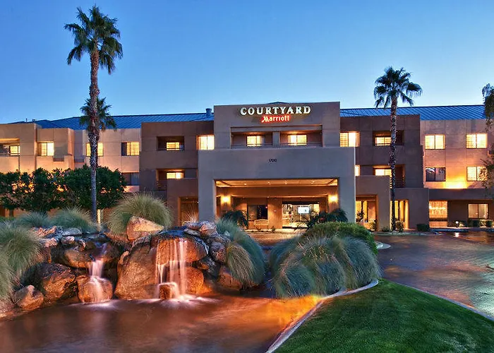 Hotel Courtyard North Scottsdale